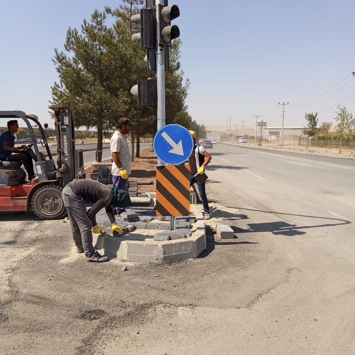 ULAŞIM NOKTALARINDA KONTROL VE YOL GÜVENLİĞİ ÇALIŞMALARI