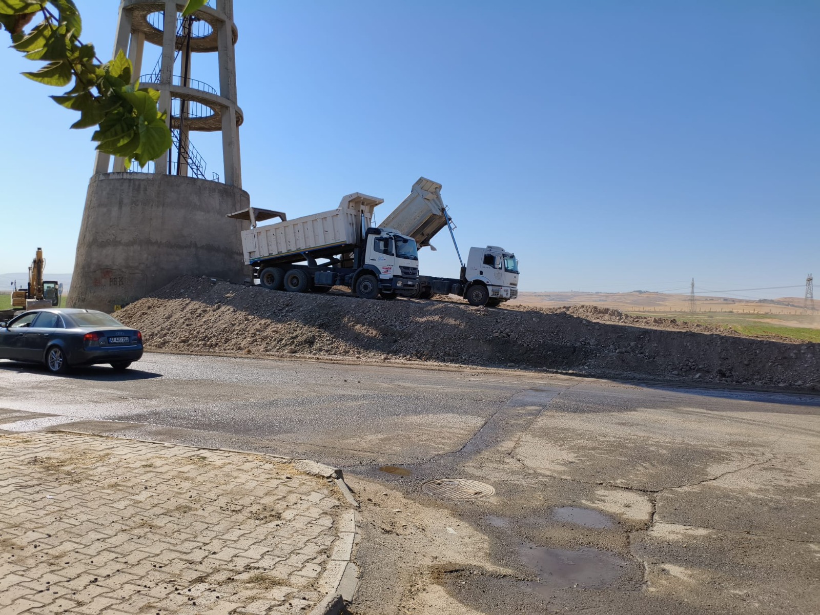 BATMAN’DA YOL SEFERBERLİĞİ: FEN İŞLERİ EKİPLERİ KENTİN DÖRT BİR YANINDA SAHADA