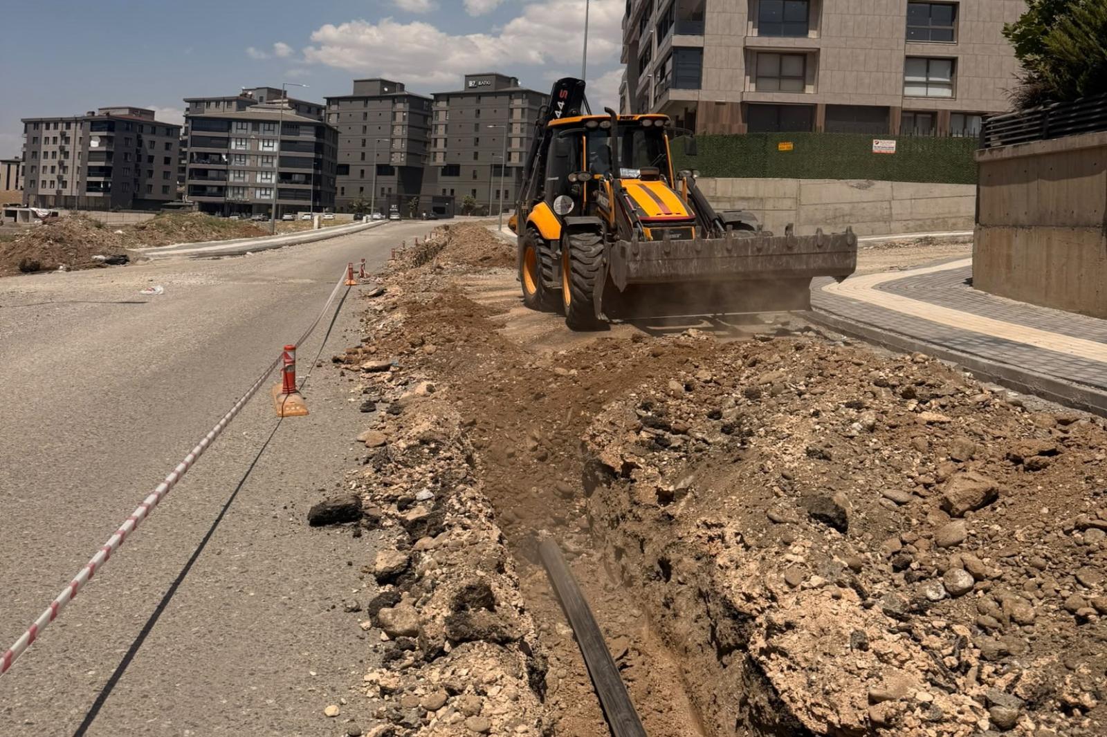 3 BİN 500 METRELİK YENİ SU ŞEBEKE HATTI