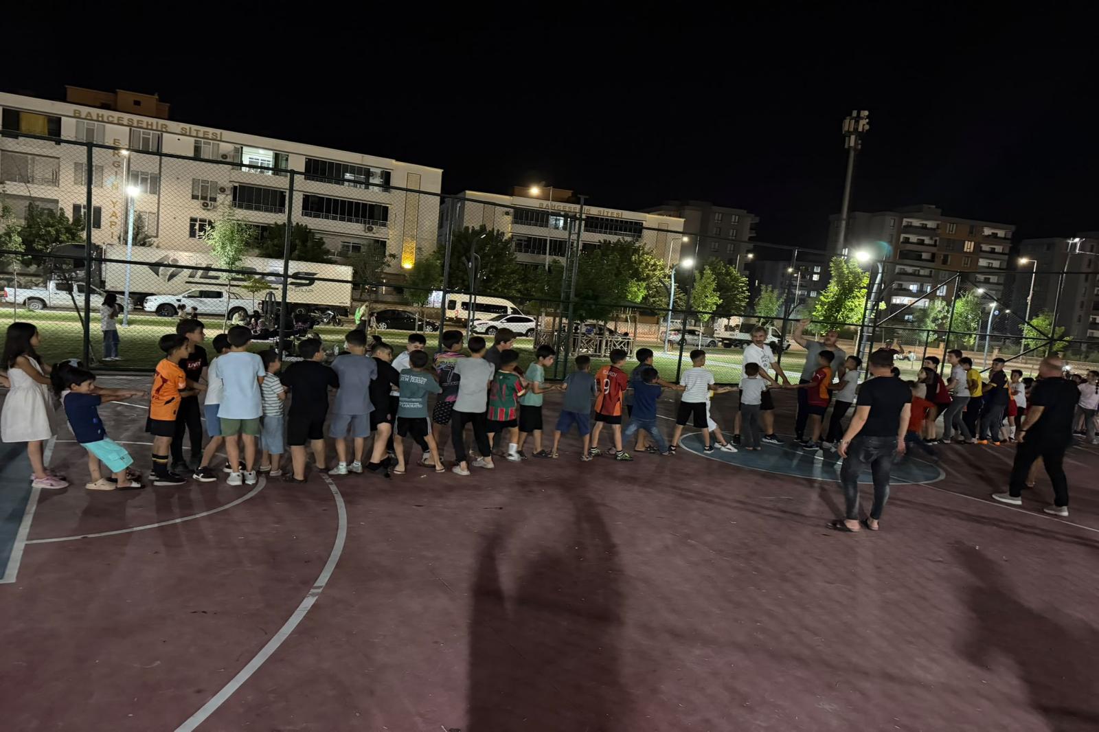 HİLAL MAHALLESİ’NDE SPOR FESTİVALİYLE YAZ SERİNLİĞİ…