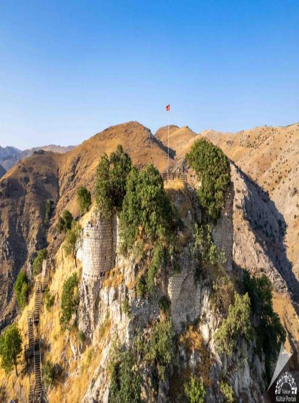 Kozluk Kalesi / Hezo Kalesi